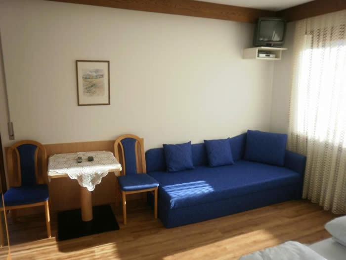 Pension Tannenhof Latsch Buitenkant foto