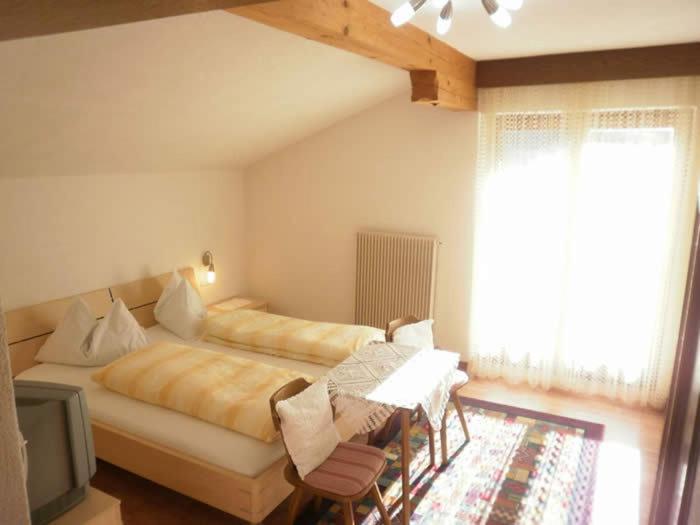 Pension Tannenhof Latsch Buitenkant foto